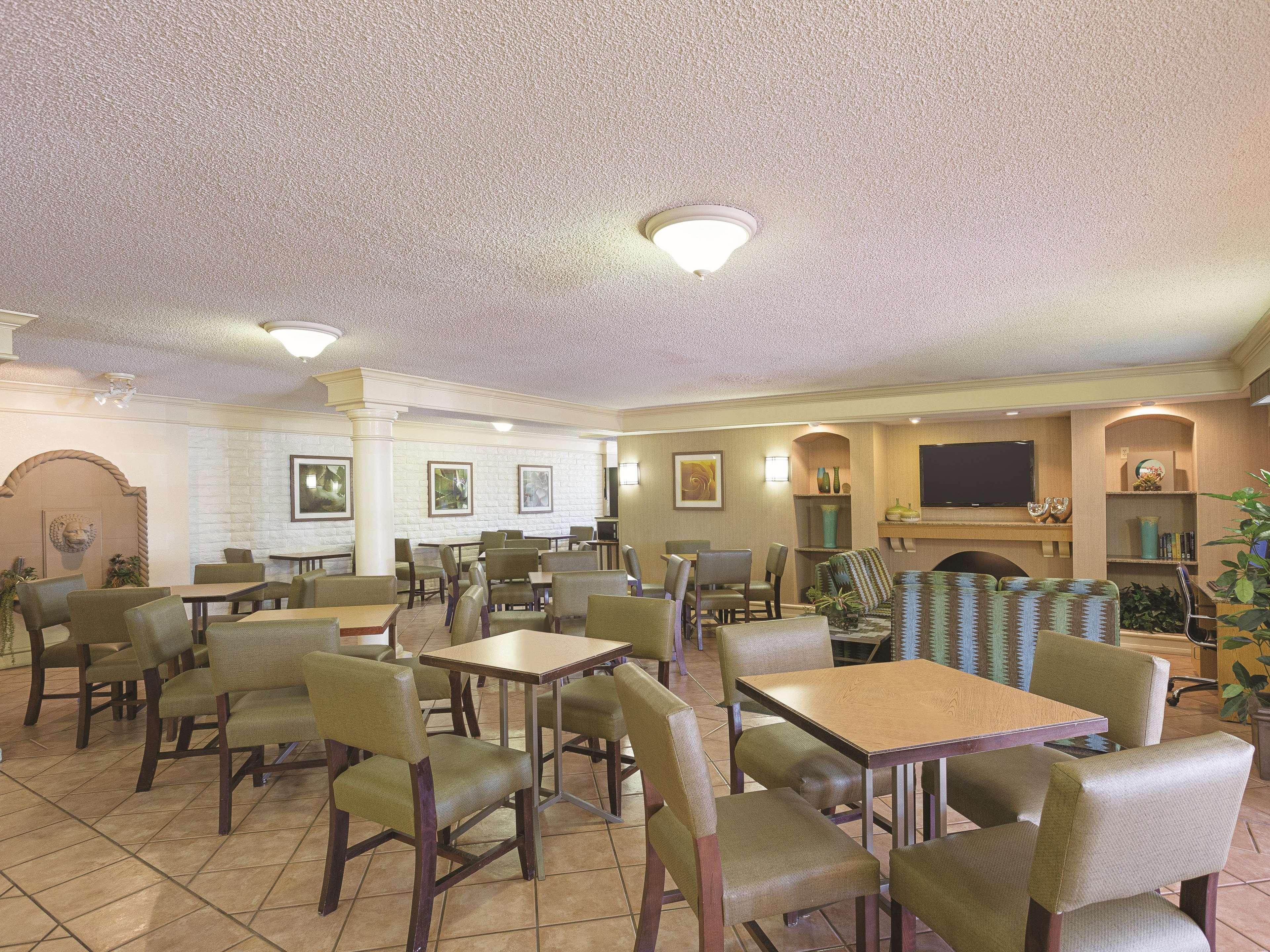 La Quinta Inn By Wyndham San Diego Chula Vista Exterior foto